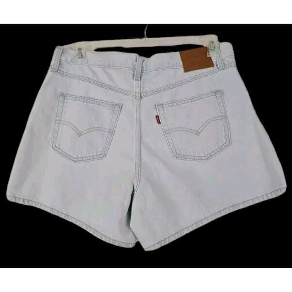 Levi's ~Woman Size 31~ Light Blue Denim 80s Mom Shorts 100% Cotton. - Picture 6 of 9